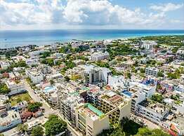 Syrena Living Condos