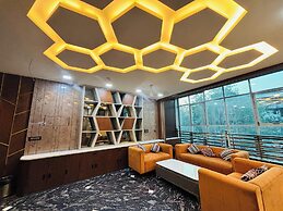 Hotel sadhana palace