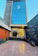 Hotel sadhana palace