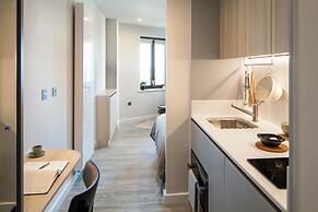 StayCozy Studio Apartments in Croydon