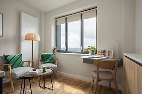 StayCozy Studio Apartments in Croydon