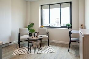 StayCozy Studio Apartments in Croydon