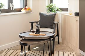 StayCozy Studio Apartments in Croydon