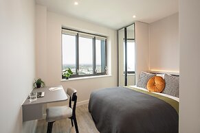 StayCozy Studio Apartments in Croydon