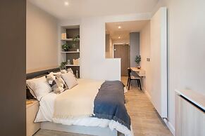 StayCozy Studio Apartments in Croydon