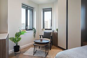 StayCozy Studio Apartments in Croydon