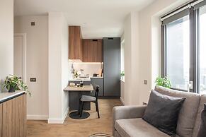 StayCozy Studio Apartments in Croydon