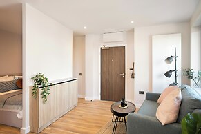 StayCozy Studio Apartments in Croydon