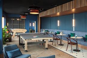 StayCozy Studio Apartments in Croydon