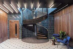 StayCozy Studio Apartments in Croydon