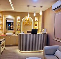 Meet Holiday International Hotel