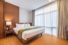 Meet Holiday International Hotel