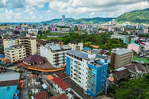 Meet Holiday International Hotel
