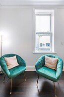 Stylish 4BR City Retreat