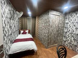 Anagh Guest House