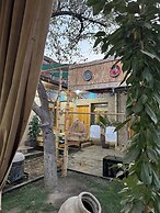 Meros Guest House