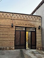 Meros Guest House