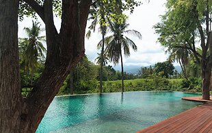 House Sira Lombok