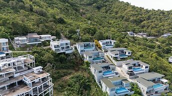 Seaview Hillside 3BR Infinity Pool V254