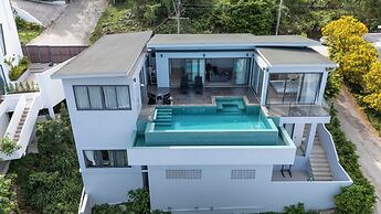 Seaview Hillside 3BR Infinity Pool V254