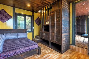 Sapana Mountain Retreat