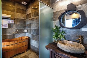 Sapana Mountain Retreat