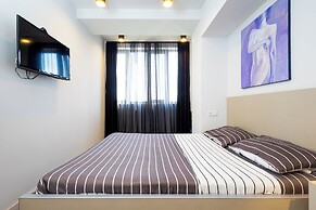 Apartment by Luxe Group SN400