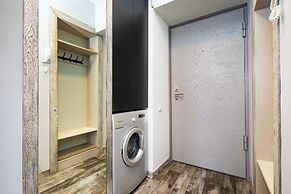 Apartment by Luxe Group SN400