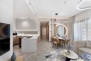 Brand New 2BR Peninsula One & Burj View