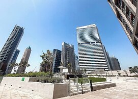 Brand New 2BR Peninsula One & Burj View