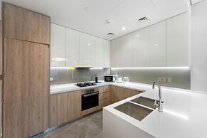 Brand New 2BR Peninsula One & Burj View