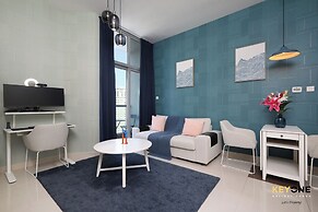 Serene Beachside Two-Bedroom Retreat