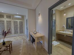 Riad Tonaroz Gold