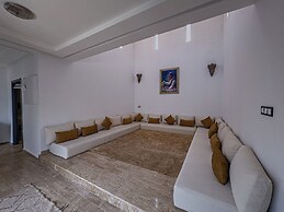 Riad Tonaroz Gold