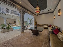 Riad Tonaroz Gold