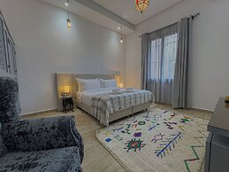 Riad Tonaroz Gold
