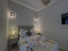 Riad Tonaroz Gold