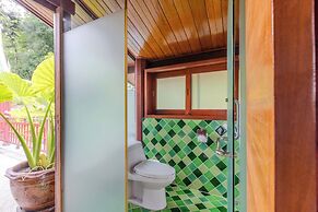 6BR Villa Huge Pool & Mountain View V89