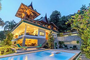6BR Villa Huge Pool & Mountain View V89