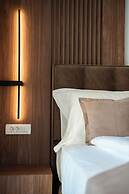 Bumblebee apartments & rooms with pool