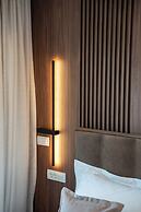 Bumblebee apartments & rooms with pool