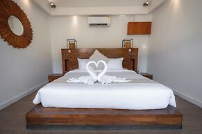 Zaya Beach Club & Resort