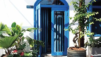 SEA FLOWER HOUSE