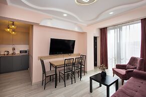 Apartment by Luxe Group SN100
