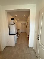 Affordable 2BR Apt Superb Location