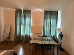 Affordable 2BR Apt Superb Location