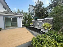 Waterfront Private Residence