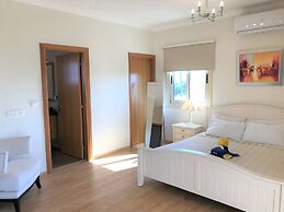 Orchard Blossom Private Villa With Pool