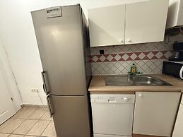 Cozy 3BR Apt Vienna City Center