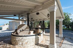 Thea Estate